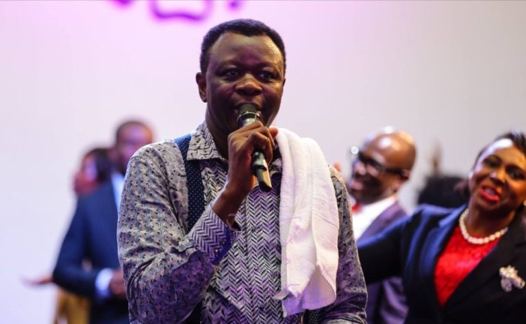 VIDEO: Rev. Eastwood Anaba exhibits his football knowledge, reveals favourite  EPL club and player during virtual sermon Sunday