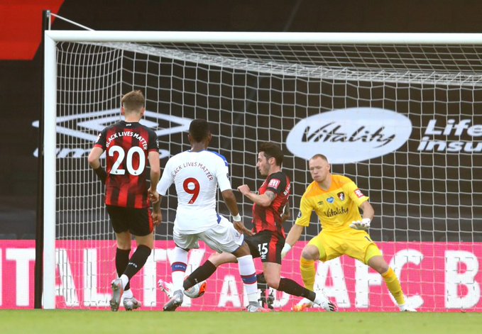 Jordan Ayew breaks Tony Yeboah’s goal scoring record to become Ghana’s top scorer in EPL
