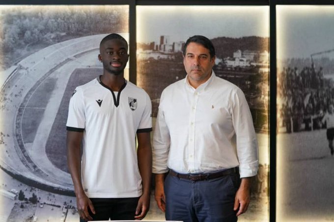 Abdul Mumin joins Portuguese side Vitoria Guimaraes