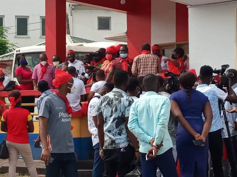 Fans of Hearts Of Oak lock up Secretariat in protest against poor management of the club