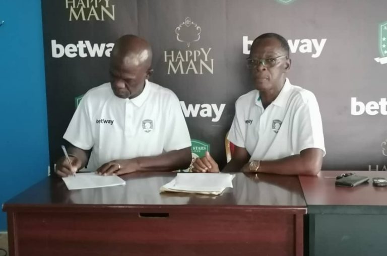 OFFICIAL: Aduana Stars appoint Asare Bediako as new head coach