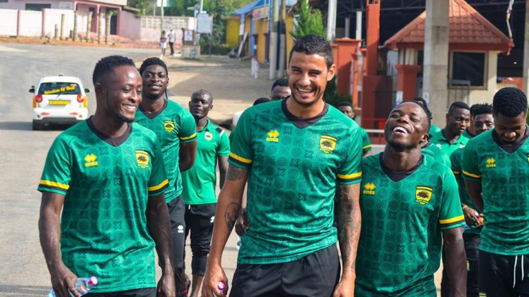 Manhyia summons Asante Kotoko Players