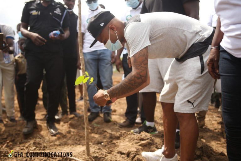 INTERNATIONAL FRIENDLY: Black Stars Take Part In Green Ghana Day Project