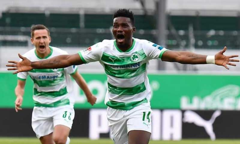Hans-Nunoo-Sarpei-celeb-Greuther-Furth