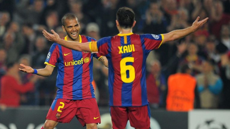 Dani Alves set for sensational return to Barcelona