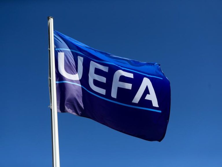 FIFA/UEFA suspend Russian clubs and national team from all competitions