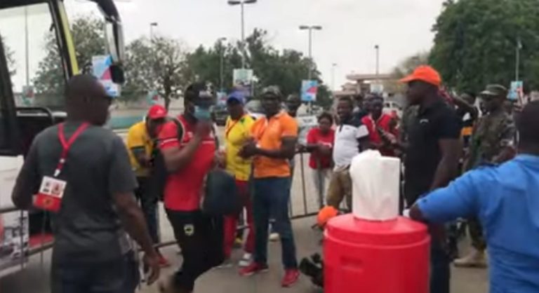 VIDEO: How Asante Kotoko matchday squad arrived at the Baba Yara Stadium for Dreams FC game