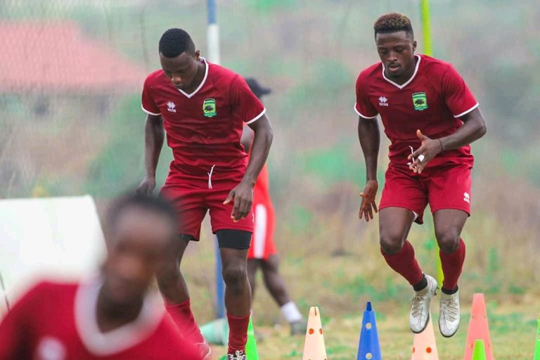 VIDEO: Kotoko hold final training session as club legends visit team ahead of Super Clash