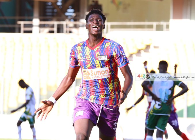 Danish side AGF express interest in Hearts Of Oak midfielder Salim Adams