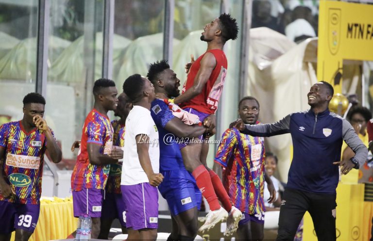 Birthday boy Afriyie Barnieh scores the winner as Hearts of Oak beat Bechem United to clinch 12th FA Cup title