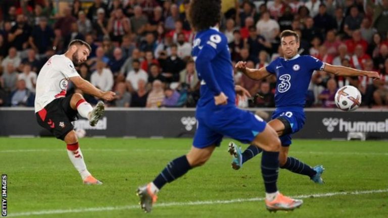 EPL: Saints come from behind to beat Chelsea