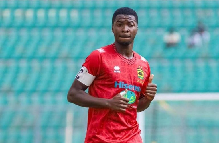 Abdul Ganiyu rescinds decision to leave Asante Kotoko