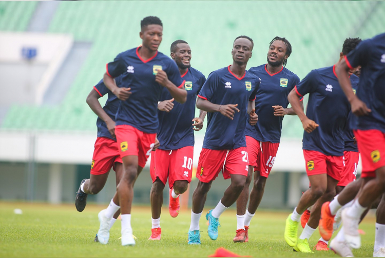 Kotoko players warming up