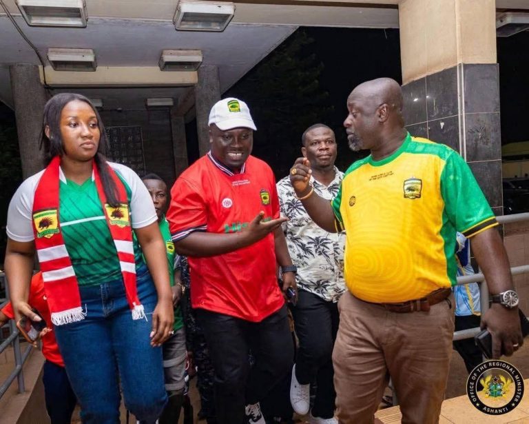 Ashanti Regional Minister And Mayor Rally Behind Kotoko For Super Clash Success